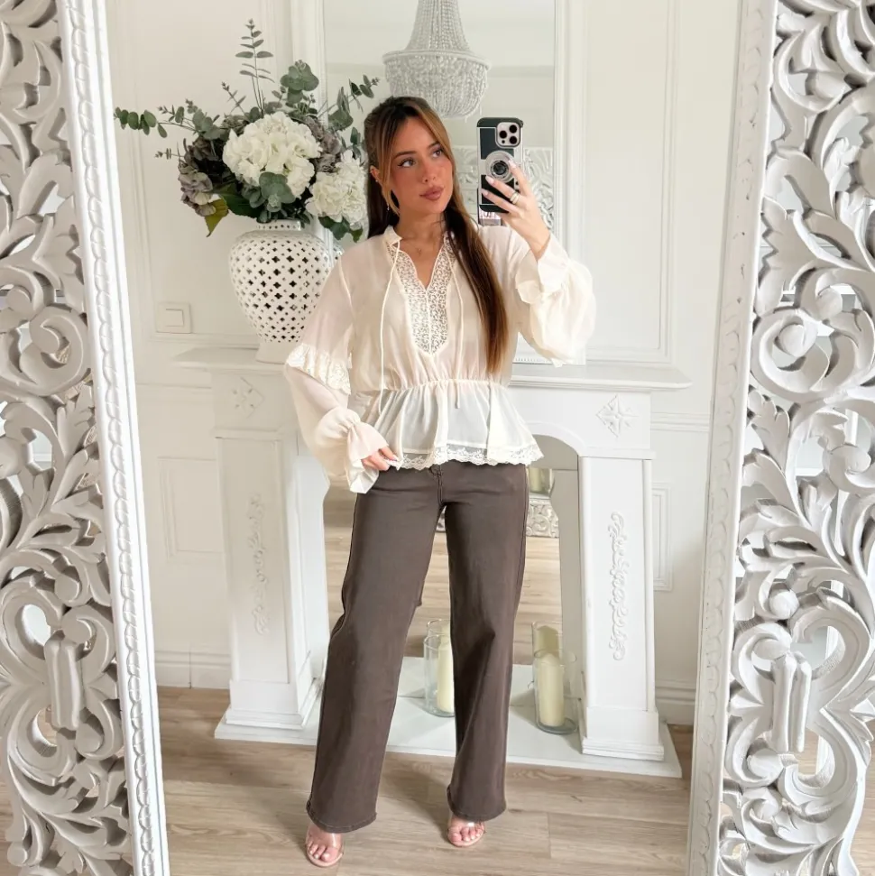 BLOUSE BEIGE DENTELLE
