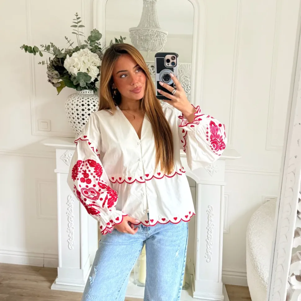 BLOUSE BLANCHE MOTIFS COEURS