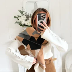 ÉCHARPE CAMEL MOTIFS