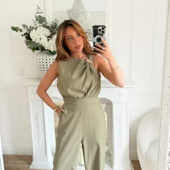 COMBINAISON EN LIN KAKI BIJOUX