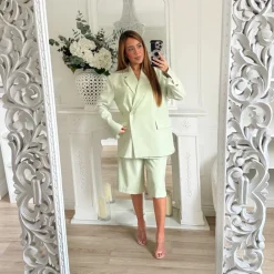 ENSEMBLE BLAZER ET BERMUDA VERT