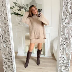 ENSEMBLE PULL ET JUPE TAUPE NINE