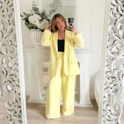 ENSEMBLE SMOKING JAUNE