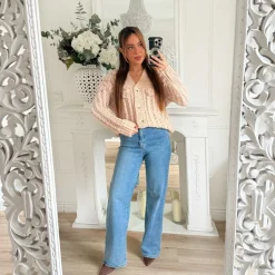 GILET MAILLE FLEURS EN RELIEF