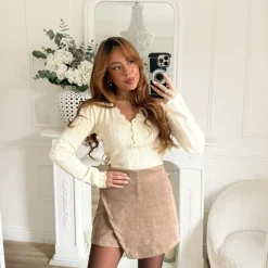 JUPE SHORT SUÉDINE TAUPE LÉONTINE