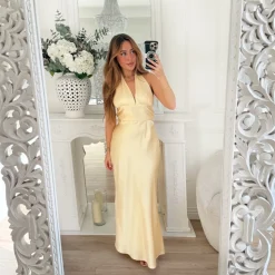 LONGUE ROBE DOS NU JAUNE MODÉLE 2