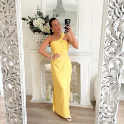 LONGUE ROBE JAUNE EN LIN