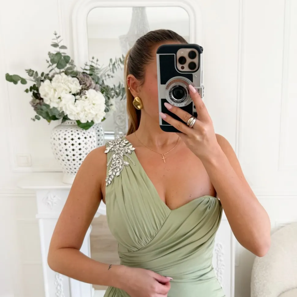 LONGUE ROBE VERT SAUGE STRASS MANCHE