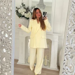 PANTALON TAILLEUR JAUNE PASTEL