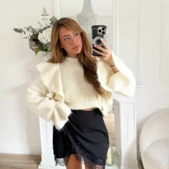 PULL BEIGE VOLANTS MANCHES