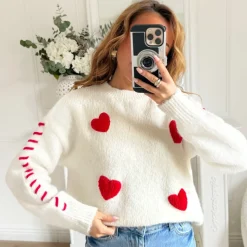 PULL BLANC COEURS ROUGES