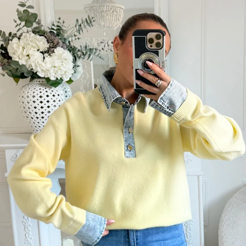 PULL JAUNE DETAILS EN JEAN
