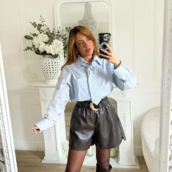 SHORT SIMILI CHOCO AVEC CEINTURE LAURE