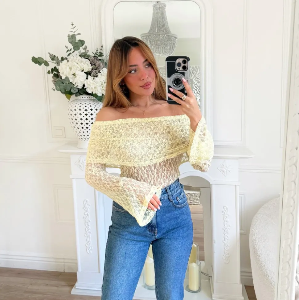 TOP COL BATEAU DENTELLE JAUNE