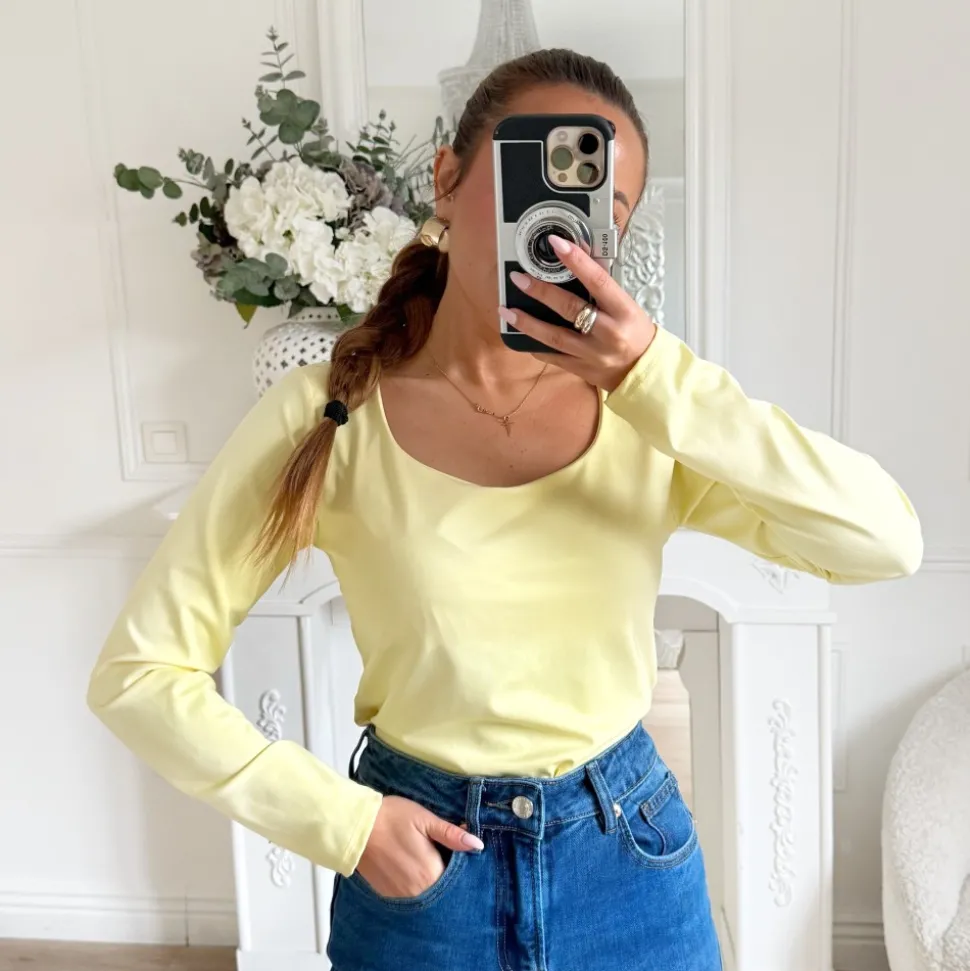 TOP LYCRA JAUNE PASTEL