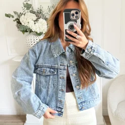 VESTE EN JEAN MOTIFS